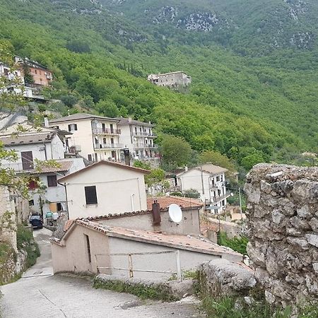 La Casetta Del Pellegrino Apartment Poggio Bustone ภายนอก รูปภาพ