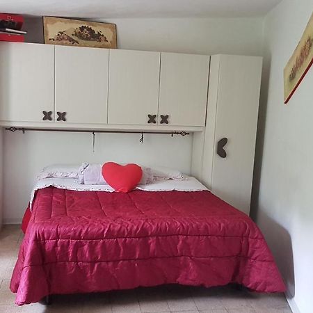 La Casetta Del Pellegrino Apartment Poggio Bustone ภายนอก รูปภาพ